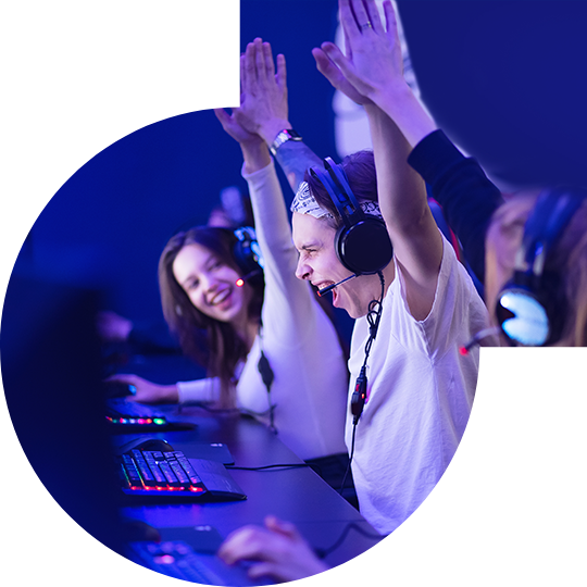 EVO独家双向驱动技术<br>让电竞玩家尽情享受极致高速快感